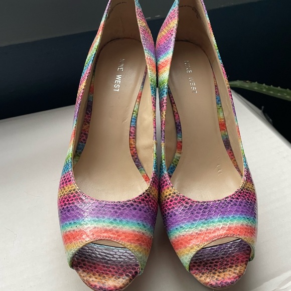 Nine West Shoes - NINE WEST WEDGE 👠